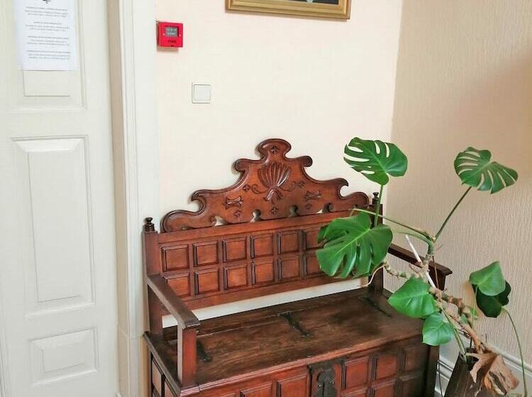 تختخواب و صبحانه Residencia Vale Formoso