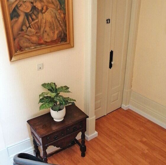 تختخواب و صبحانه Residencia Vale Formoso