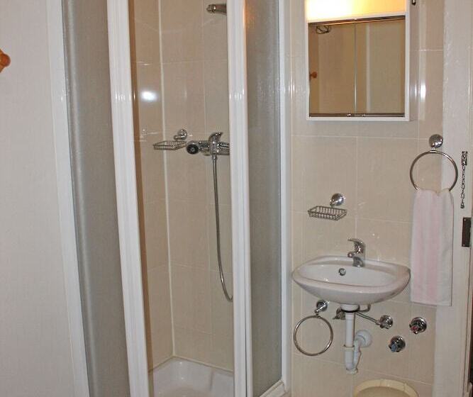 تختخواب و صبحانه Residencia Vale Formoso