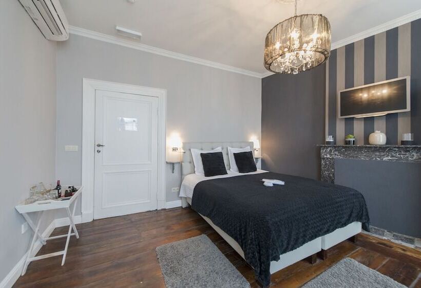 Boutique Hotel Caelus Vii