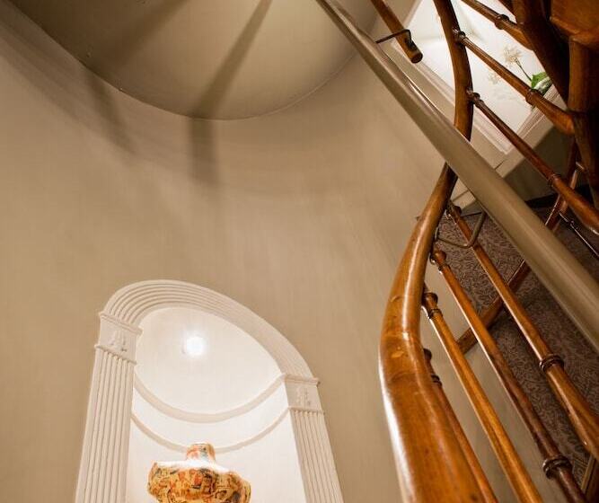 Boutique Hotel Caelus Vii