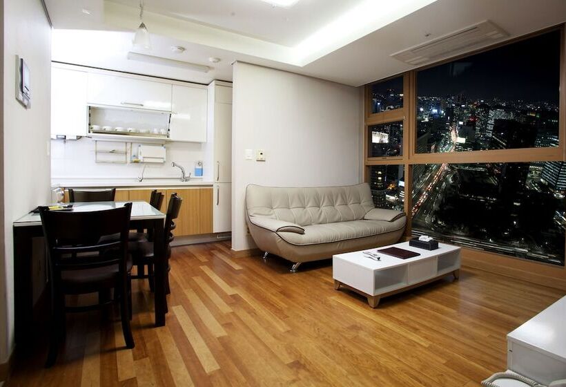 Brown Suites Residence