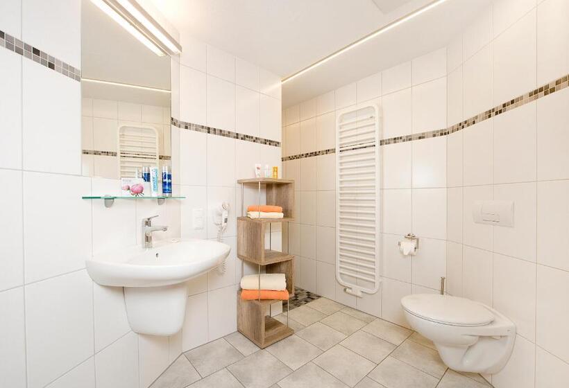 Ferienhotel Bernstein