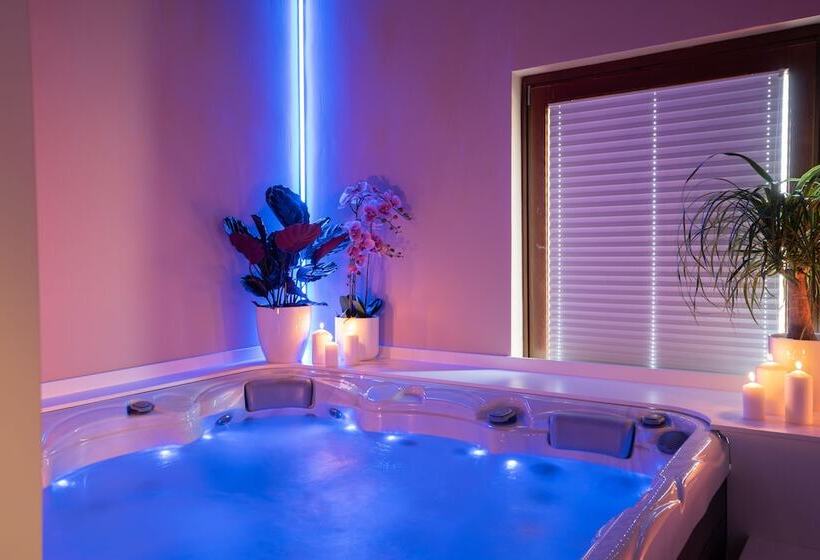 Gg8 Hotel & Suite Spa