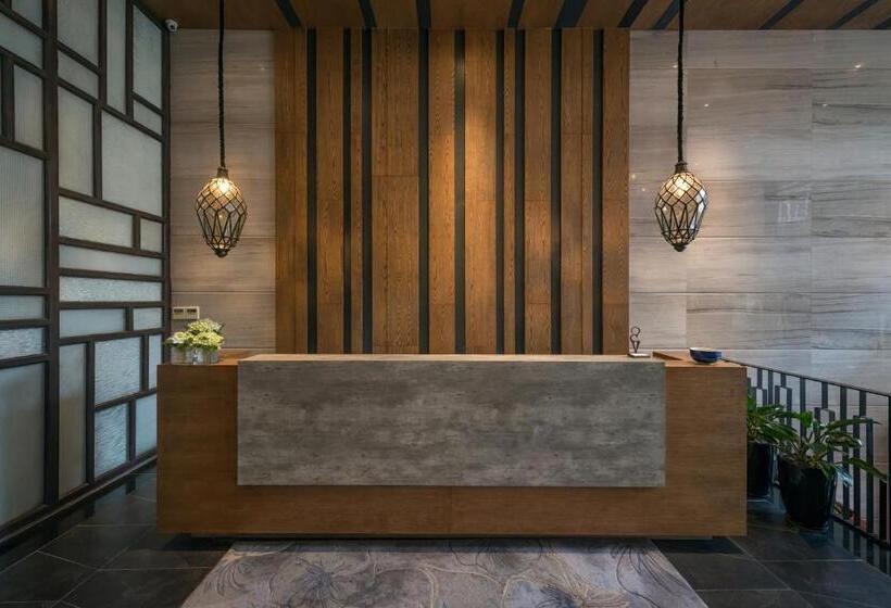 Bespoke Trendy Hotel Hanoi