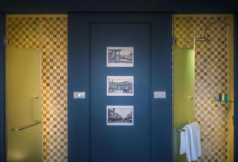 Bespoke Trendy Hotel Hanoi