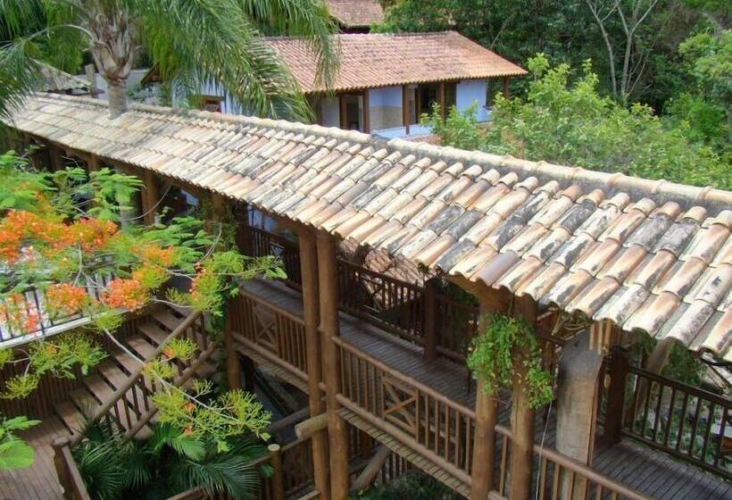 פונדק Pousada George S Village