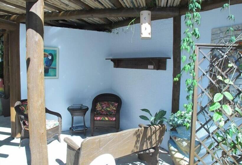 פונדק Pousada George S Village