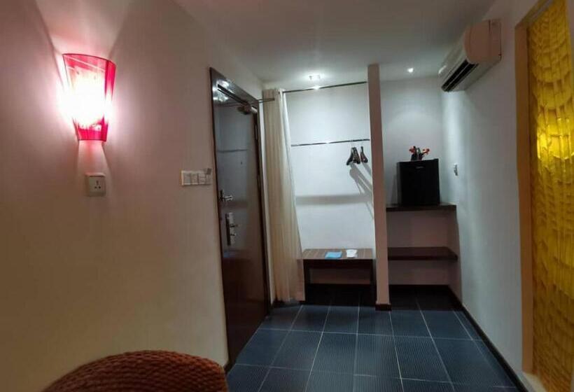 2 Inn 1 Boutique Hotel & Spa