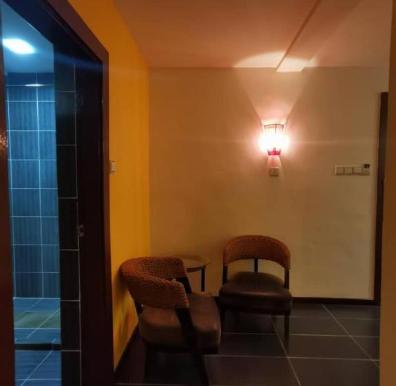 2 Inn 1 Boutique Hotel & Spa