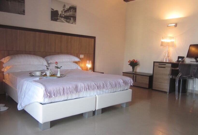 ホテル Albergo Del Sole