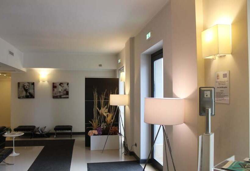 ホテル Albergo Del Sole