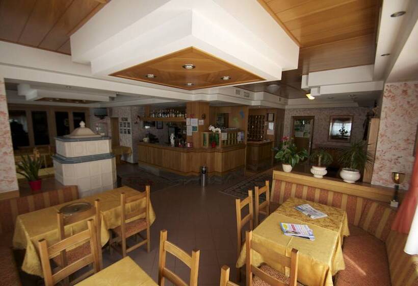 فندق Albergo Sciatori