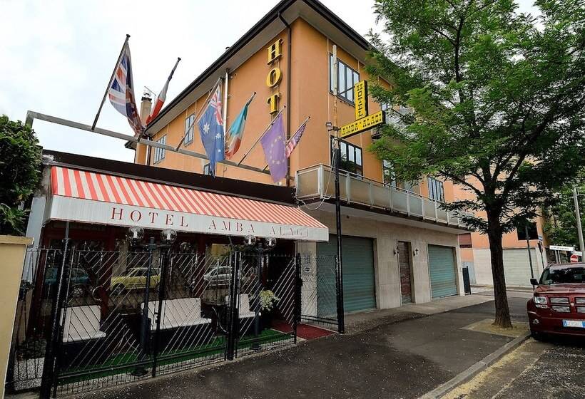 Отель Amba Alagi