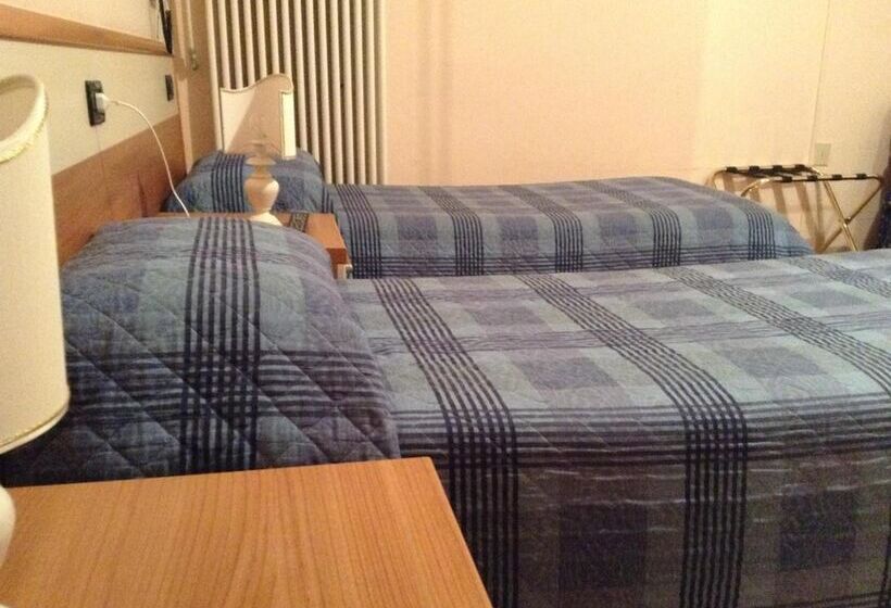 Отель Amba Alagi