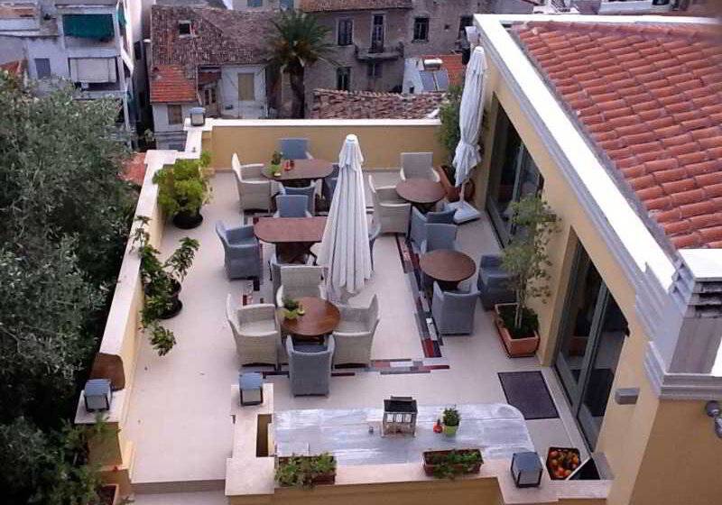 호텔 Amfitriti Palazzo