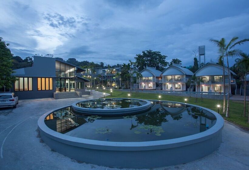 هتل Arawan Krabi Beach Resort