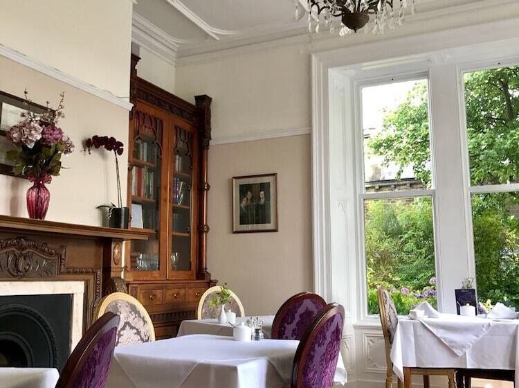 ホテル Ashmount Country House