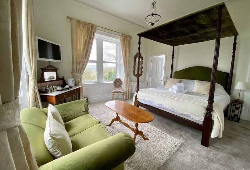 Отель Ashmount Country House