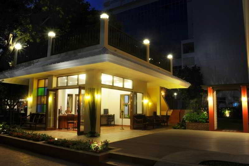 هتل Baan Khun Nine