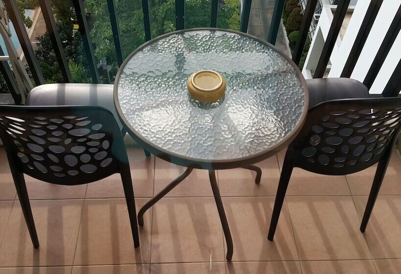 هتل Baan Khun Nine