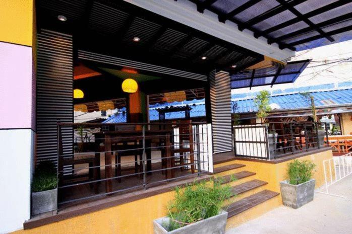 호텔 Baan Sabaidee Guest House