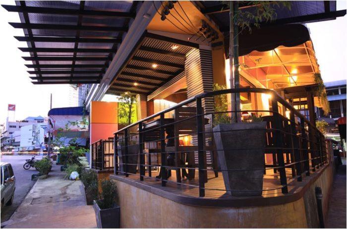 호텔 Baan Sabaidee Guest House