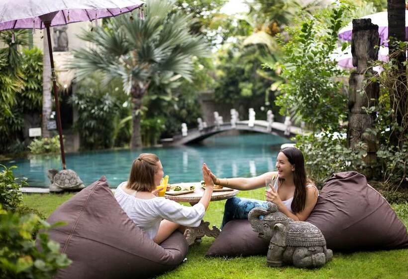 酒店 Blue Karma Dijiwa Seminyak