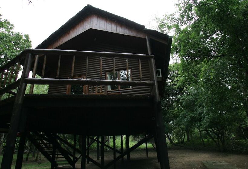 בית מלון כפרי Bonamanzi Game Reserve