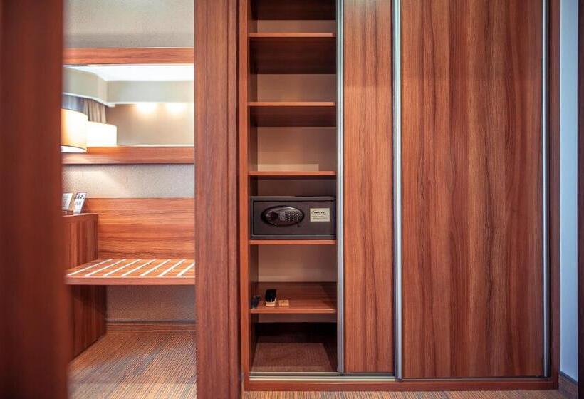 ホテル Centrum Malbork