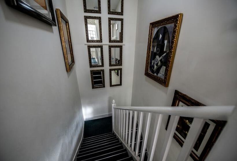 בית מלון כפרי Fox Connaught London Excel