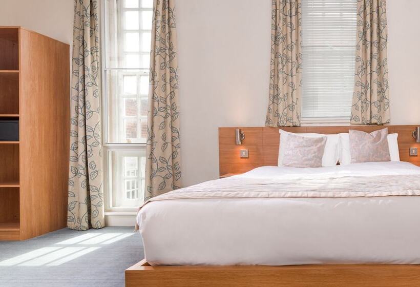 בית מלון כפרי Fox Connaught London Excel