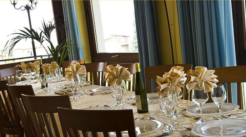 ホテル Costabella