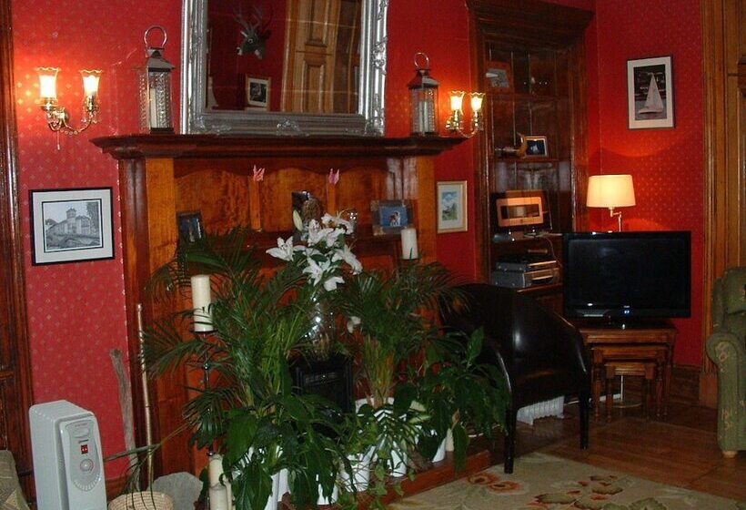 فندق Craigard House