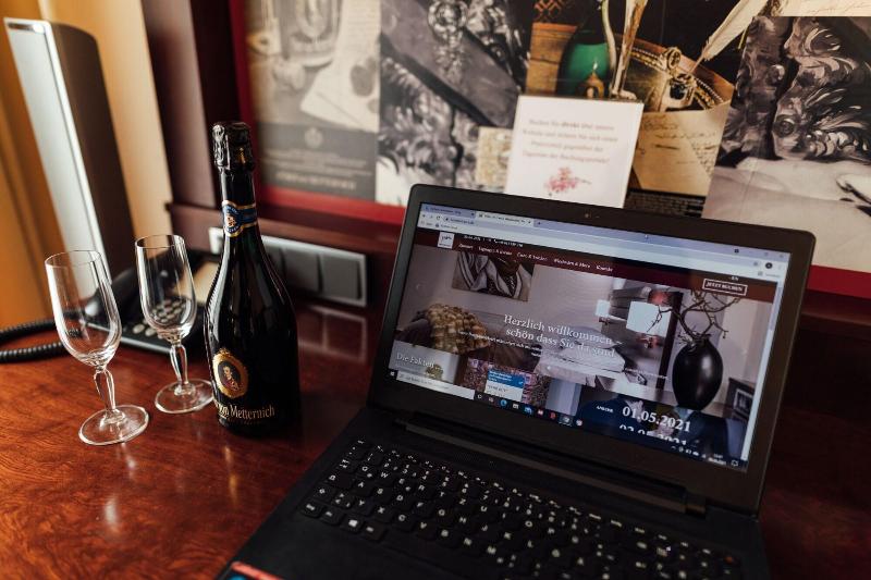 فندق De France Wiesbaden City