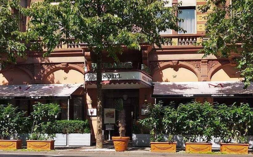 فندق De France Wiesbaden City