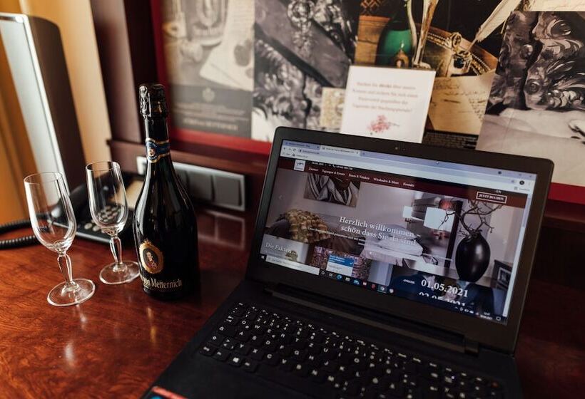 فندق De France Wiesbaden City