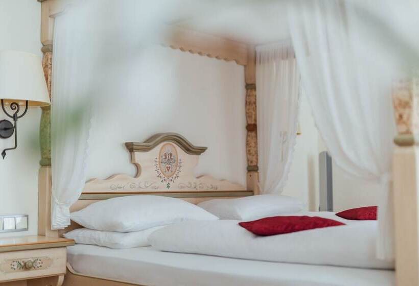 فندق De France Wiesbaden City