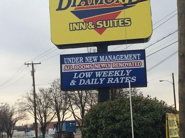 酒店 Diamond Inn & Suites