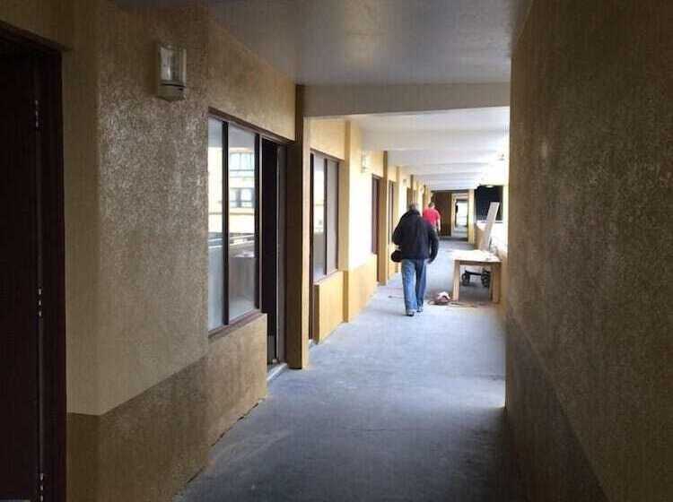 酒店 Diamond Inn & Suites