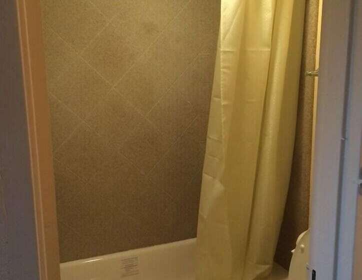 酒店 Diamond Inn & Suites