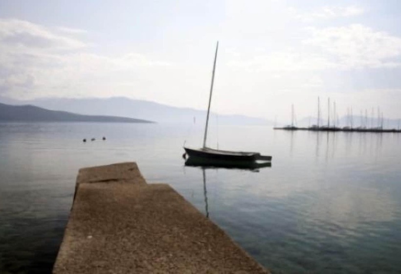 Eleana Boutique Hotel & Blue Infinity