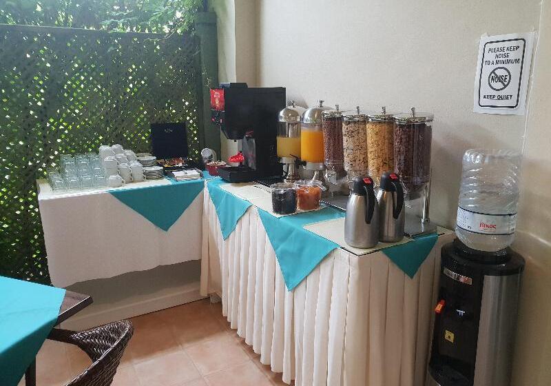 Eleana Boutique Hotel & Blue Infinity