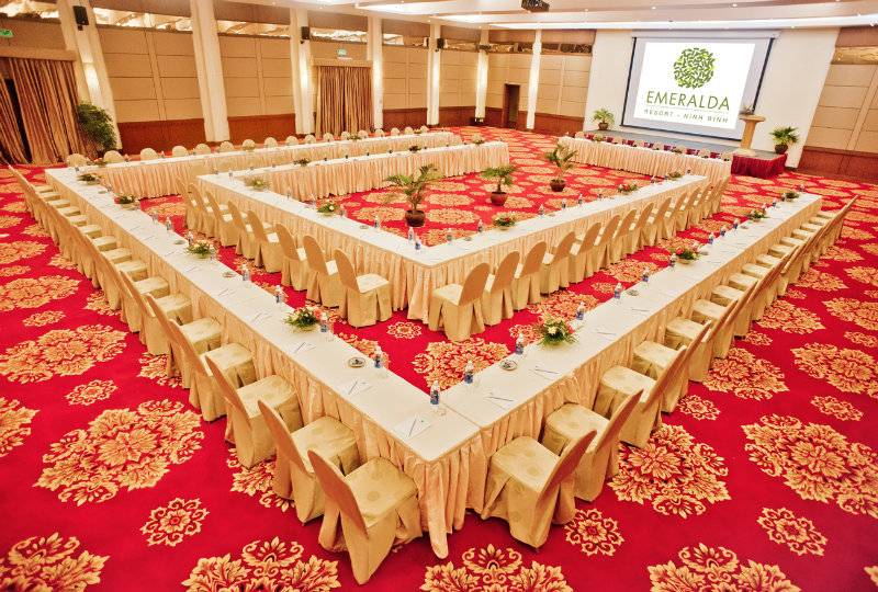 هتل Emeralda Resort Ninh Binh