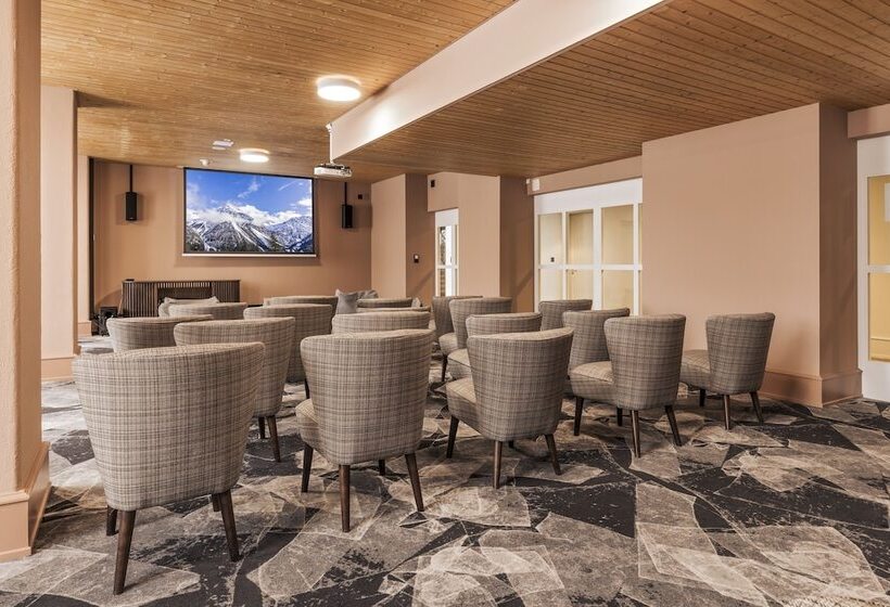 ホテル Altein Arosa