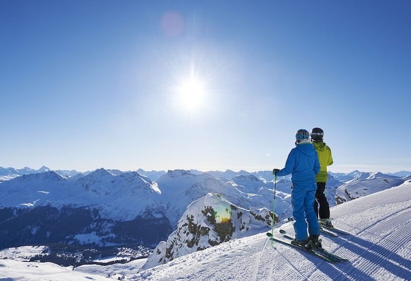 ホテル Altein Arosa