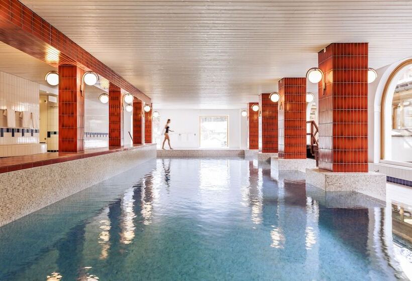 ホテル Altein Arosa