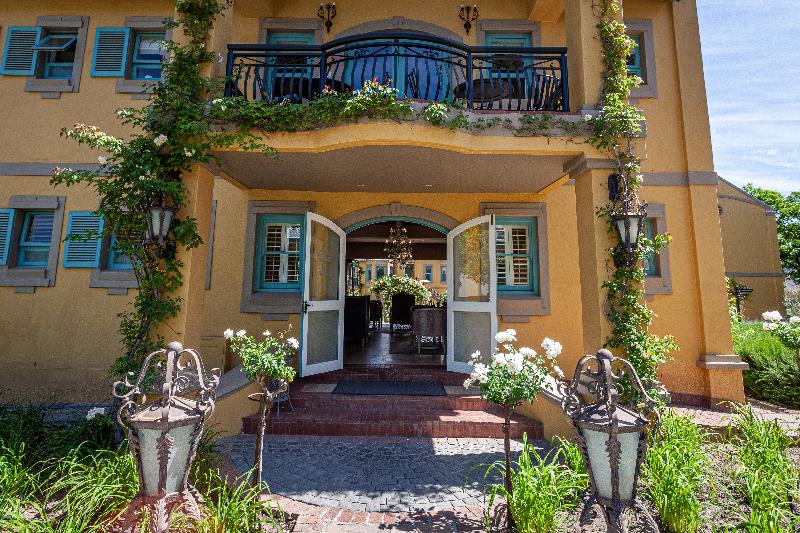 هتل Franschhoek Country House & Villas