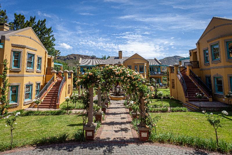 هتل Franschhoek Country House & Villas