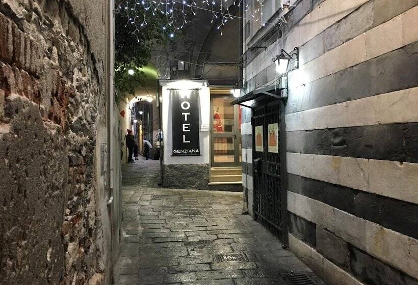 هتل Genziana